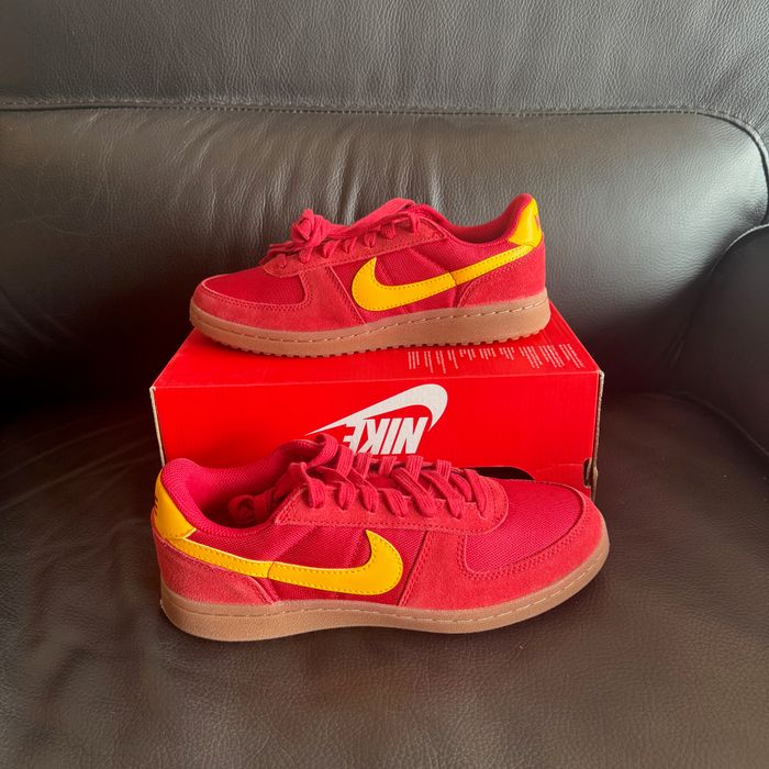 Nike Field General T38,5