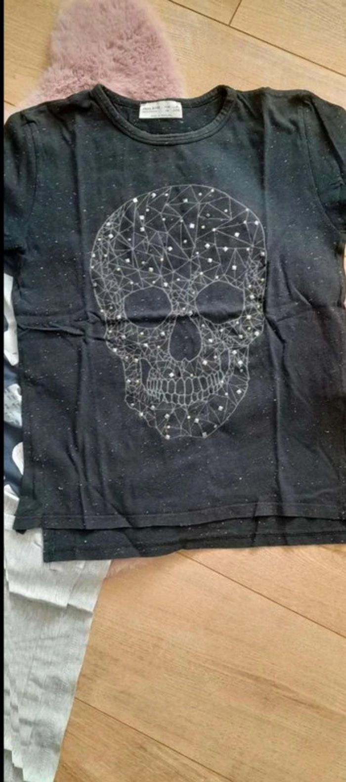 lot de T-shirt 8/ 9 ans + un débardeur - photo numéro 2