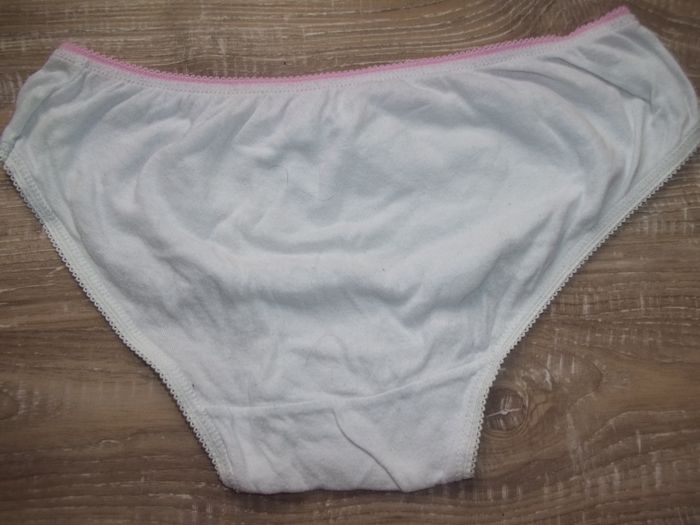 2 culottes blanche et grise 10/12 ans - photo numéro 3