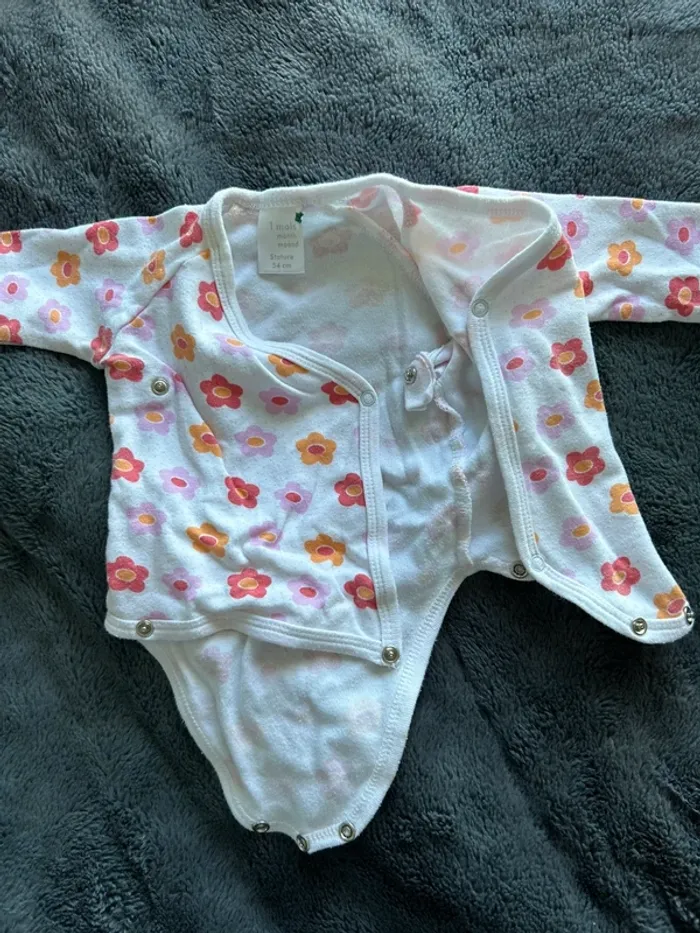 Body fille taille 1 mois - photo numéro 2