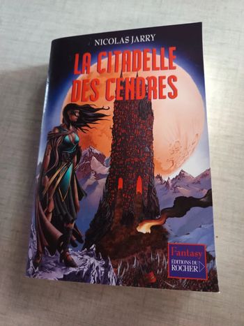 Livre la citadelle des cendres