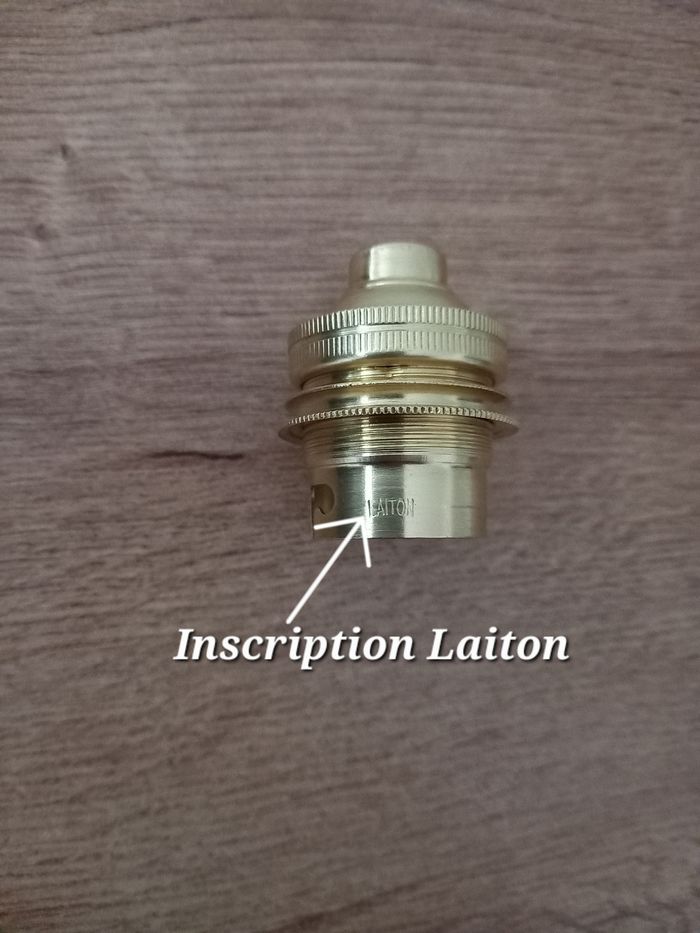 Douille B22 ancienne en laiton et céramique / bague Abat-jour. - photo numéro 6