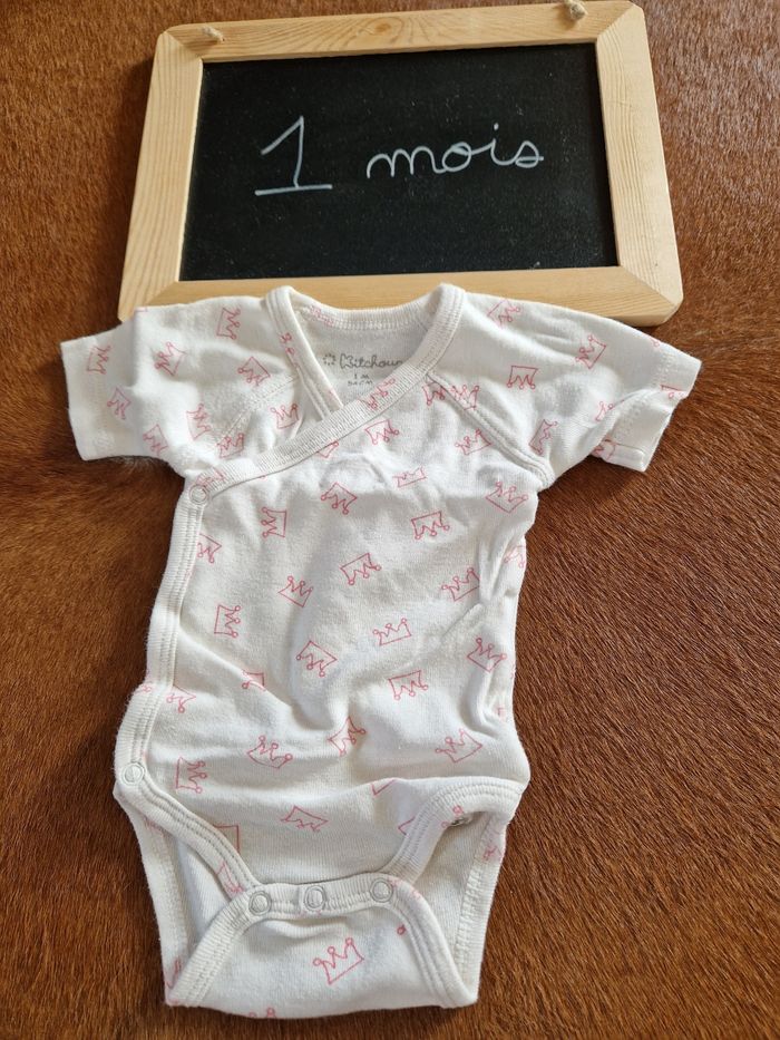 Lot de 4 bodies 1 mois - photo numéro 3