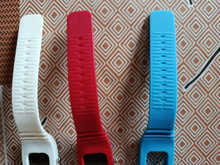 2 montres en silicone - photo numéro 3