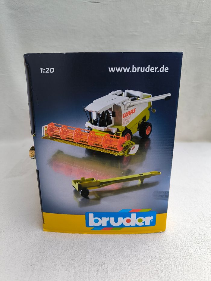 Moissonneuse batteuse Bruder - photo numéro 5