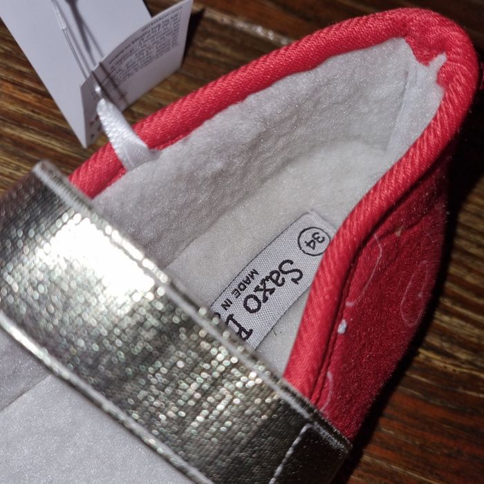 superbes chaussons fille taille 34 🎁 neuf 🎁 également dispo en taille 35 - photo numéro 8