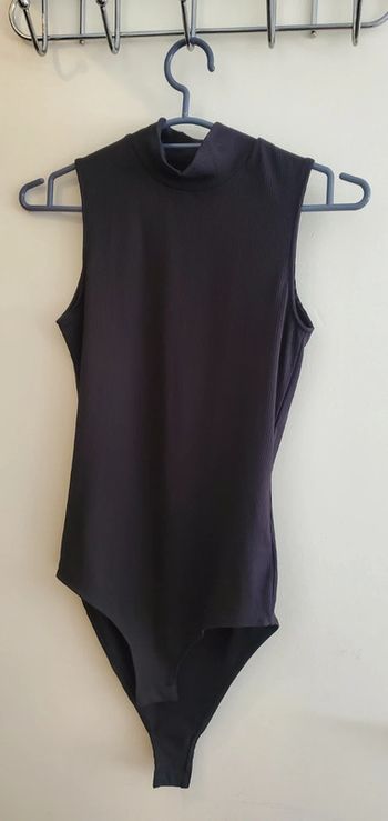 Bodys cols haut sans manche