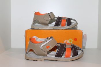 petite sandales nus pieds marron et orange 26