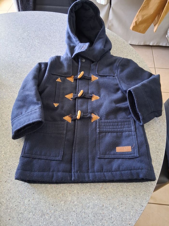 Manteau " kiabi " bleu marine " " t- 3 ans"