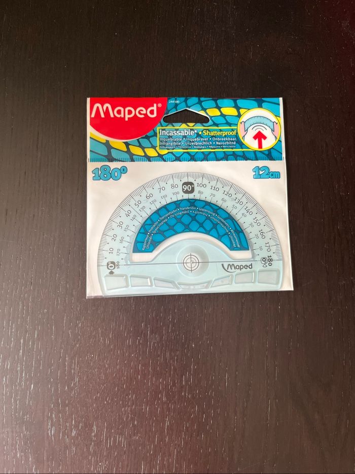 Lot équerre et rapporteur Maped