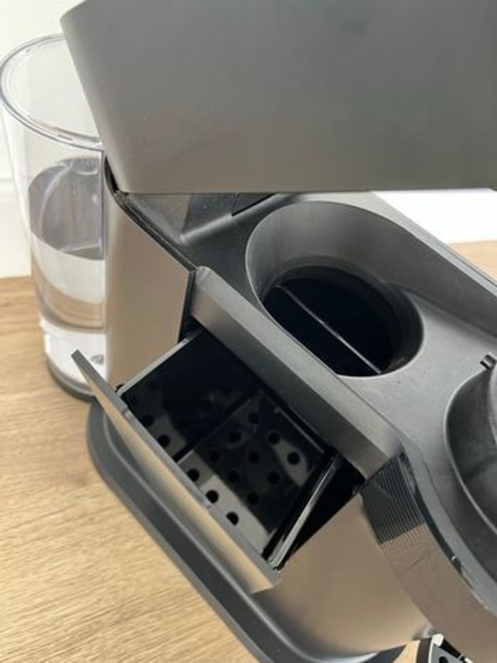 Machine à café Nespresso Vertuo - photo numéro 4