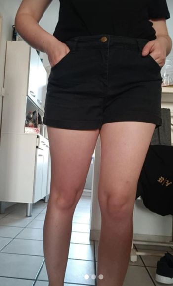 Short taille basse noir taille 40