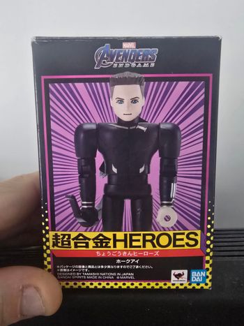 Figurine hawkeye chogokin heroes avengers endgame