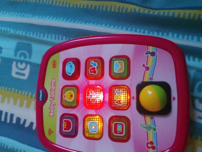 Vtech Baby Tablette (bilingue) - photo numéro 2