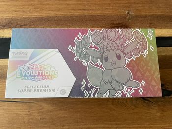 Coffret Super Premium Évolutions Prismatiques (EV8.5) - NEUF SCELLÉ FR