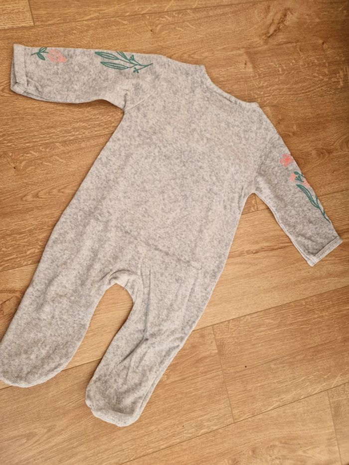 Pyjama 2 pièces 18 mois - photo numéro 6