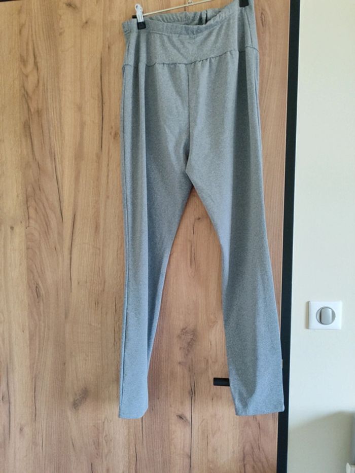 Lots de 2 leggings maternité. Taille M - photo numéro 6