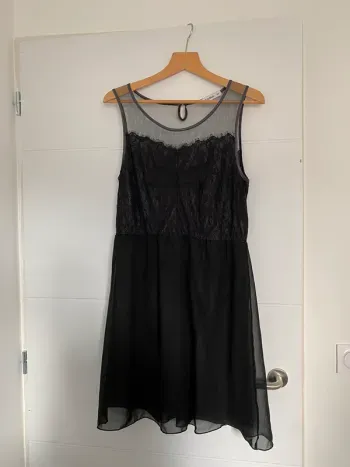 Robe noir