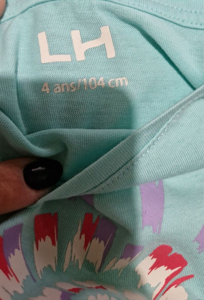 Ensemble pantacourt + tee-shirt - photo numéro 3