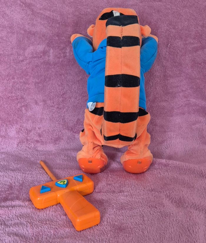 Tigrou Super Détective Télécommandé - photo numéro 3