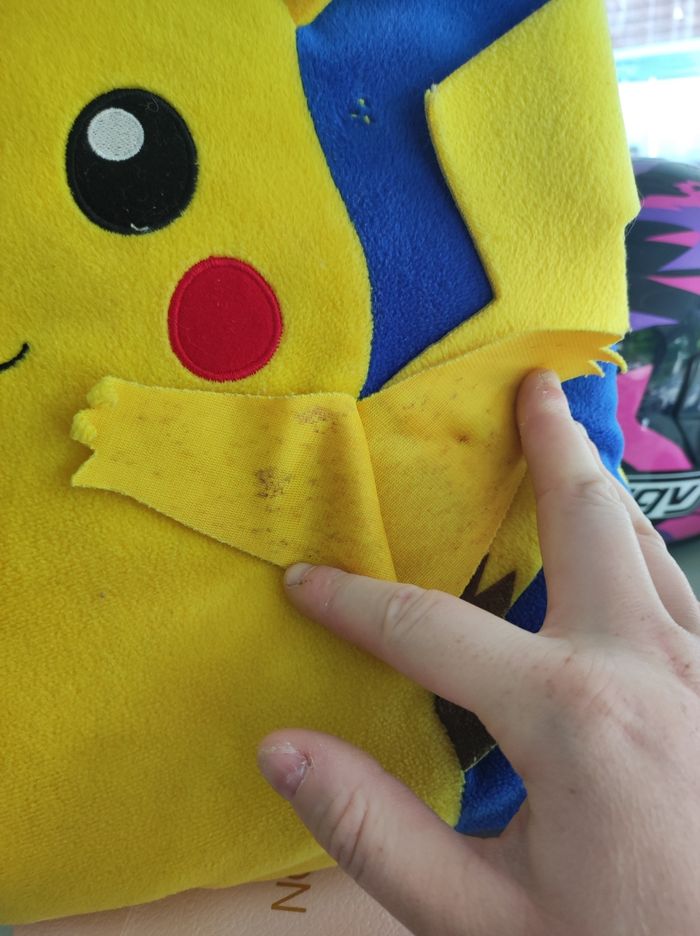 Coussin Pikachu Pokemon Nintendo 2000 - photo numéro 3