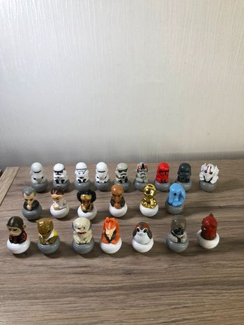 Lot figurines jouet rollinz star wars lot de 22