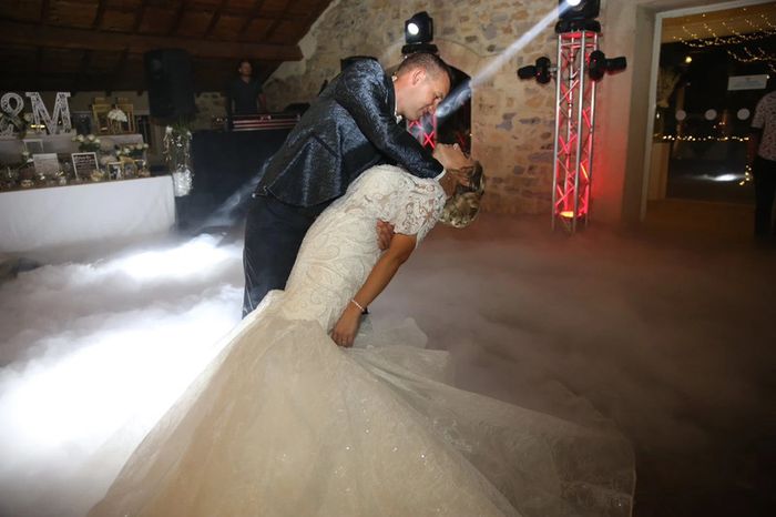 Robe de mariée sirène / princesse évasé en bas - photo numéro 11