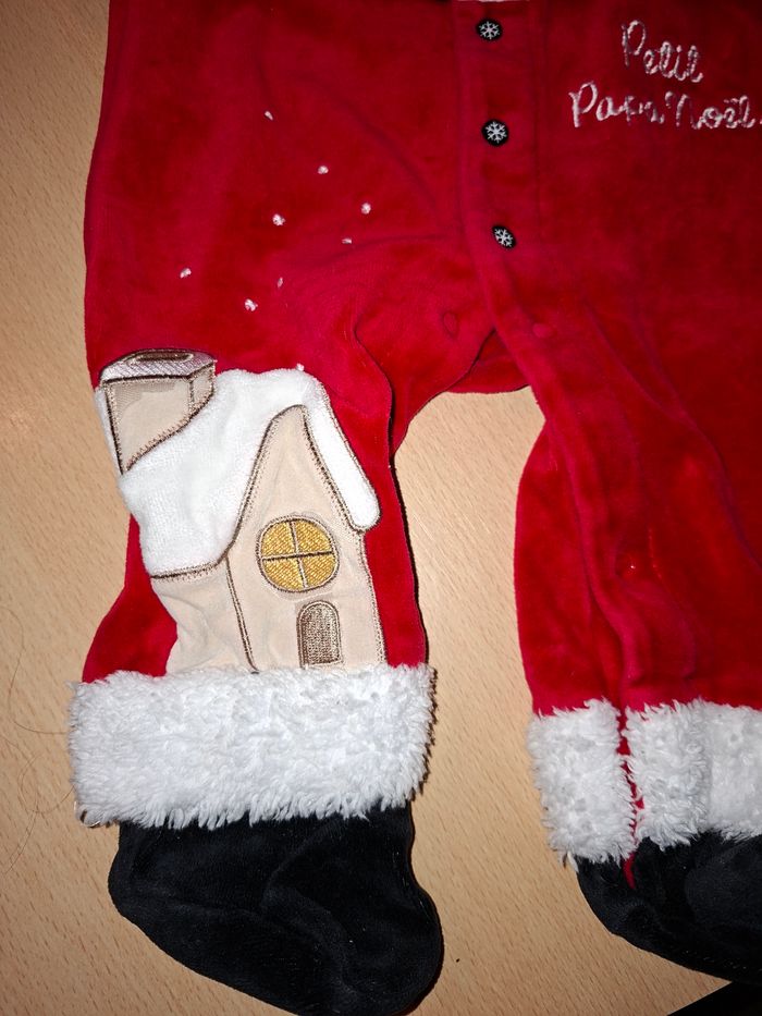 Grenouillère 6 mois - photo numéro 3