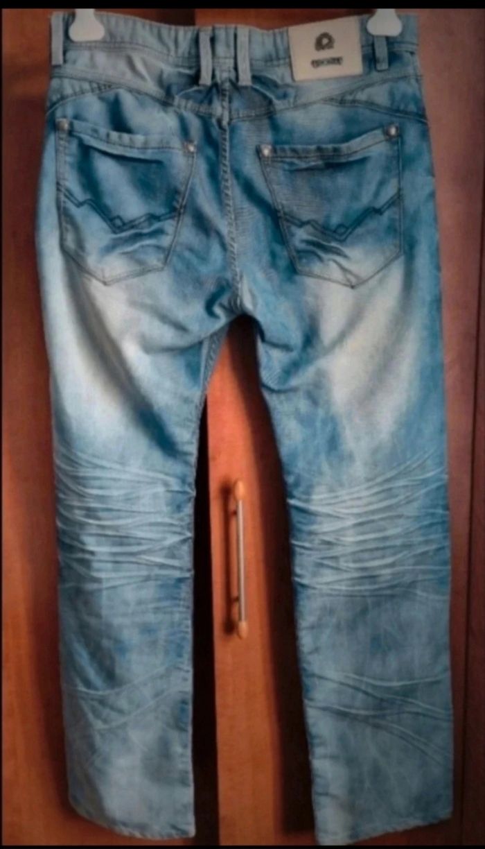 Jeans effet délavé - photo numéro 3