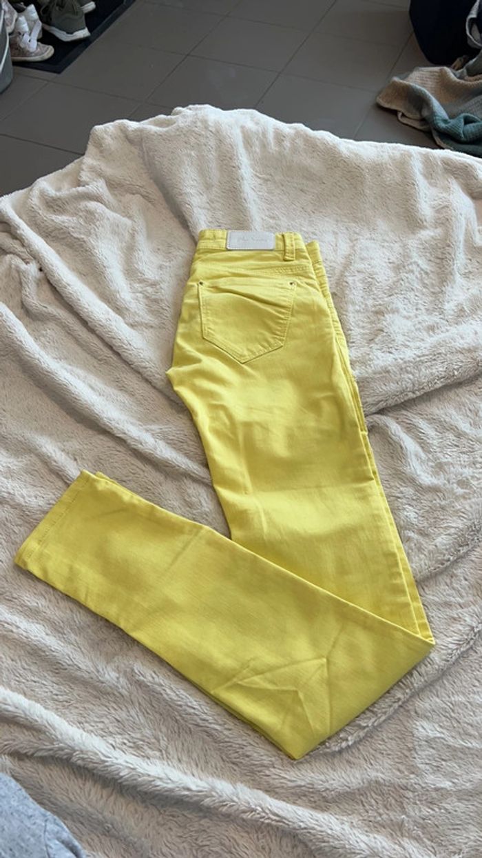 Jean jaune