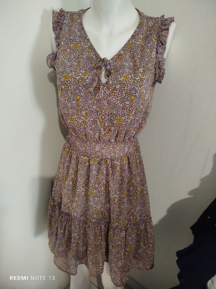 #kytie36femme. Robe sans manche taille 36