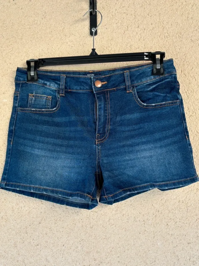 Short en jean foncé - Kiabi - taille 38 - photo numéro 2