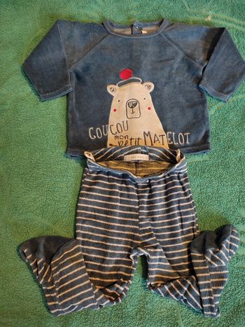 Pyjama 9 mois 2 pièces