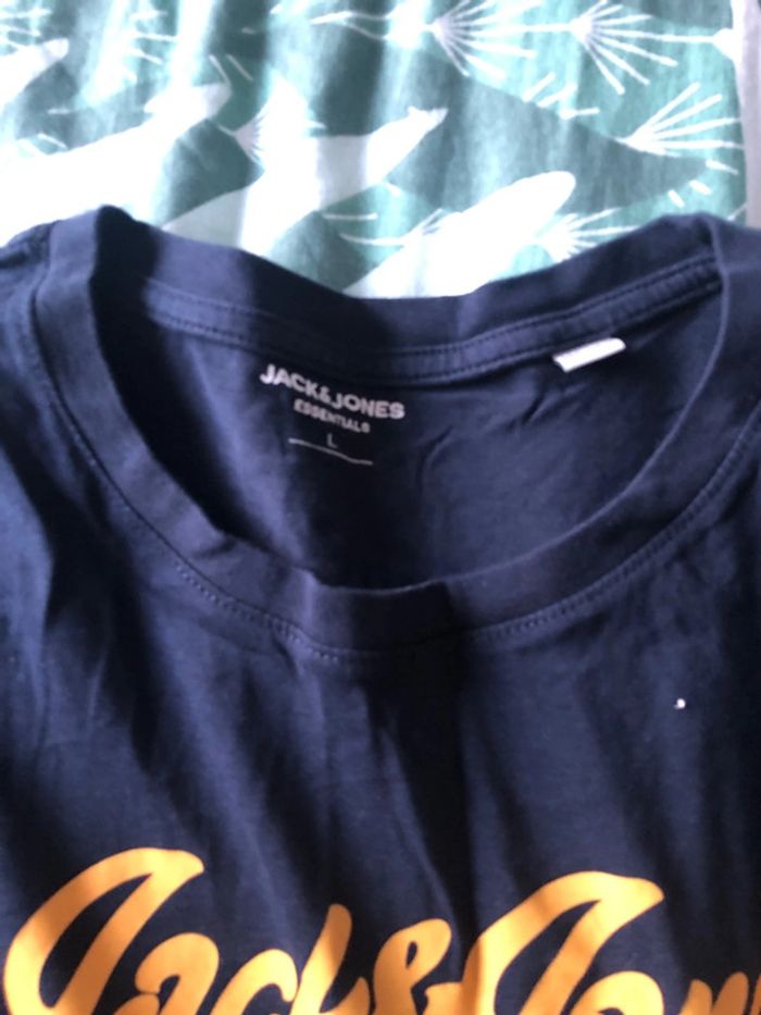 Teeshirt - photo numéro 2