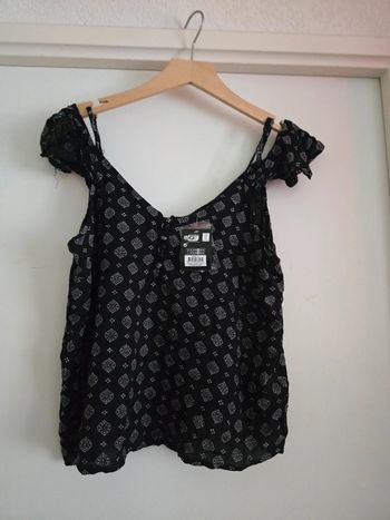 Haut à bretelles taille 42 avec étiquette