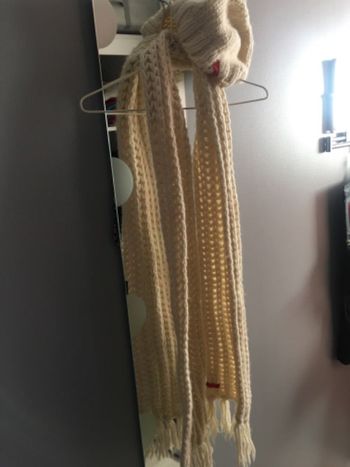 Ensemble bonnet et écharpe Esprit blanc crème