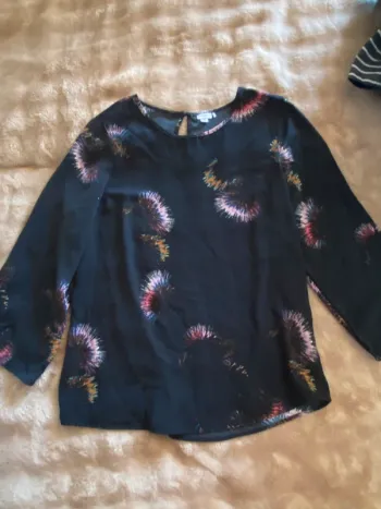 Blouse satin élégante