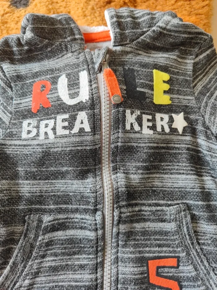 Gilet rule - photo numéro 2