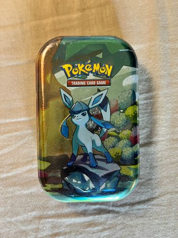 Mini Tin Pokémon EV08.5 Evolutions Prismatiques Givrali