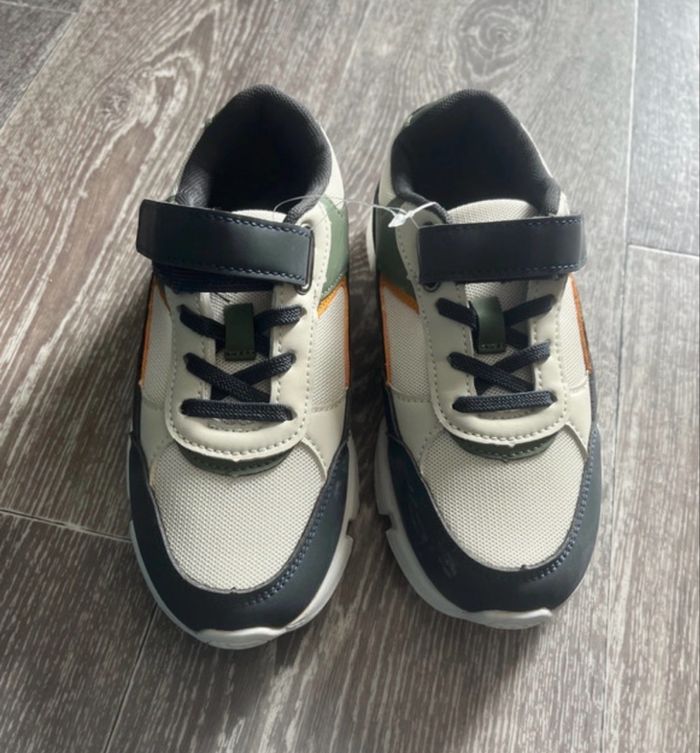 Baskets neuves orchestra taille 31