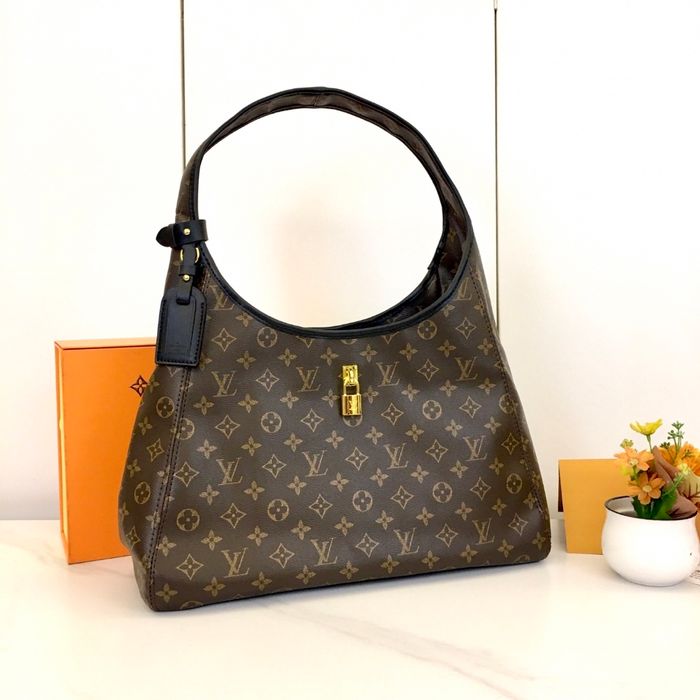 Louis Vuitton M12940 - photo numéro 2