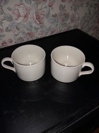 Lot de 2 tasses à café vintage