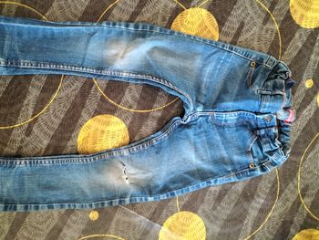 Jean 5 ans taille petit