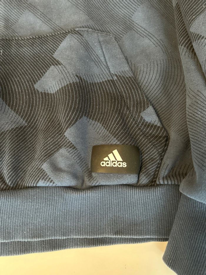 Pull adidas taille M - photo numéro 2