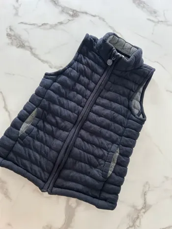 Veste sans manche petit bateau 7/8 ans