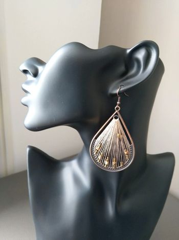 Boucles d'oreilles percées soie