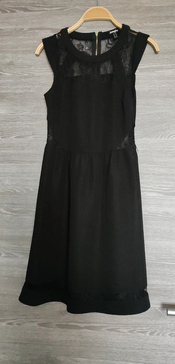 Robe noire Jennyfer