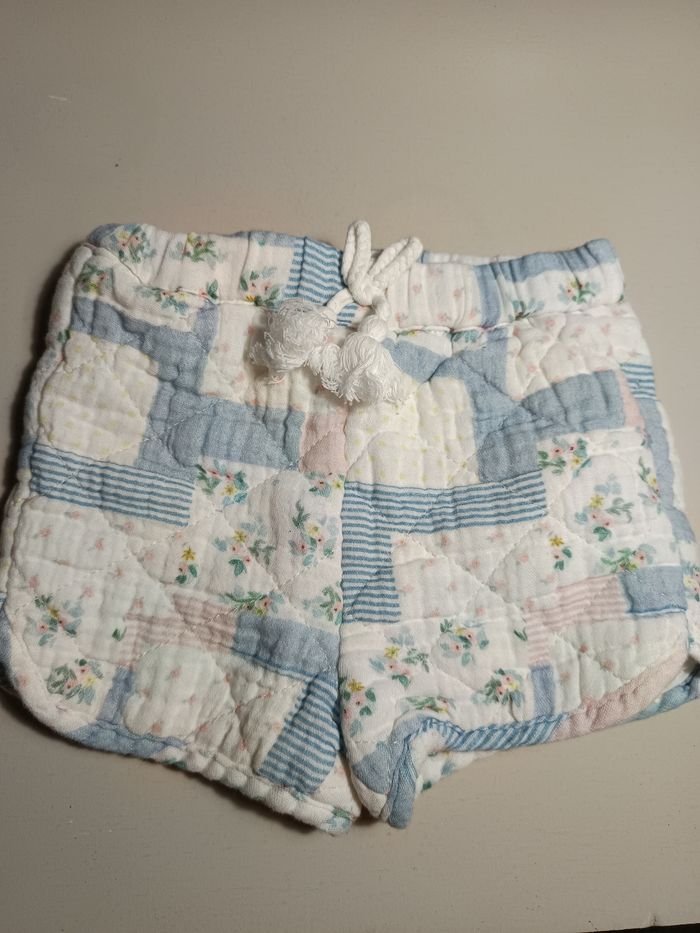 Short bébé fille - imprimé doublé- taille 3 mois