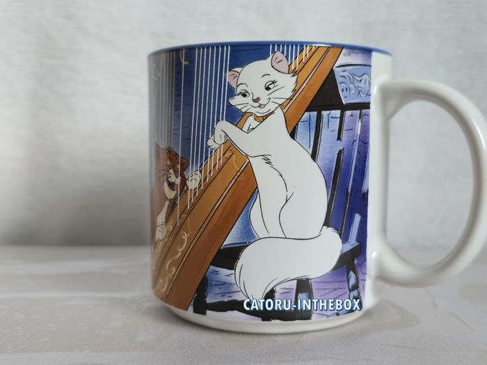 Tasse / Mug / Cup scène Disney Classics Aristochats Marie Duchesse Aristocats - photo numéro 2