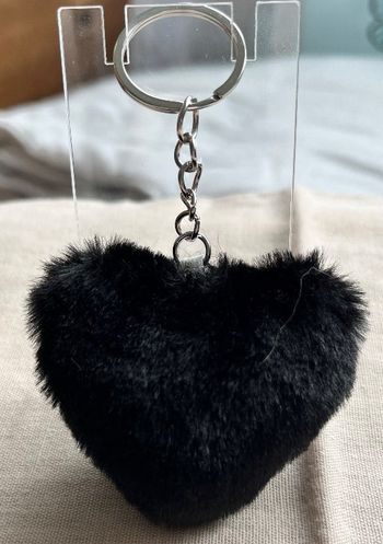 Porte clé coeur fourrure